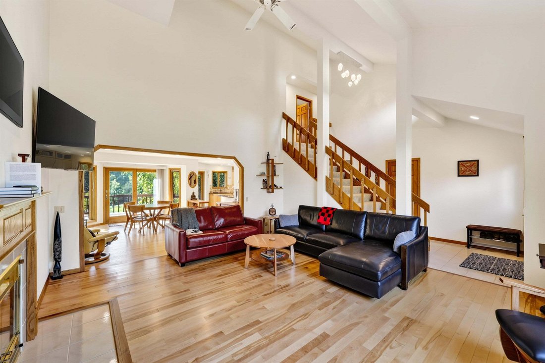 House in Cross Plains, Wisconsin, United States 4 - 18542285