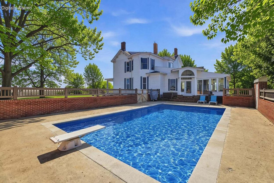 House in Paris, Kentucky, United States 4 - 18176823