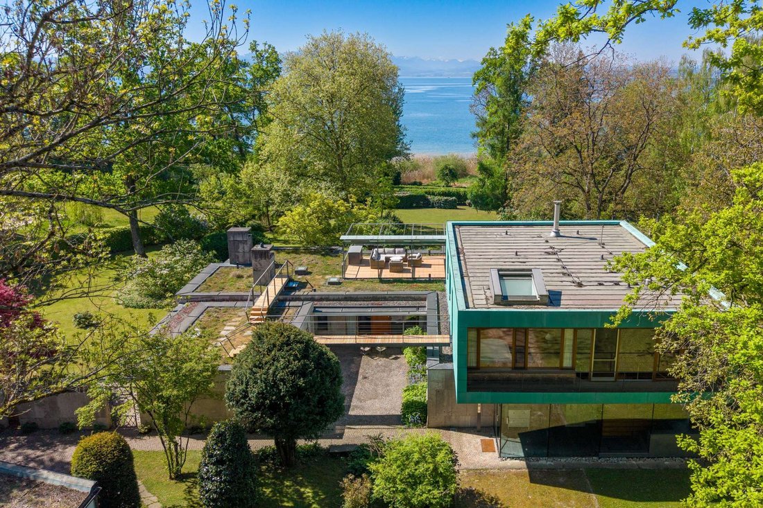Villa in Friedrichshafen, Baden-Württemberg, Germany 2 - 18442419