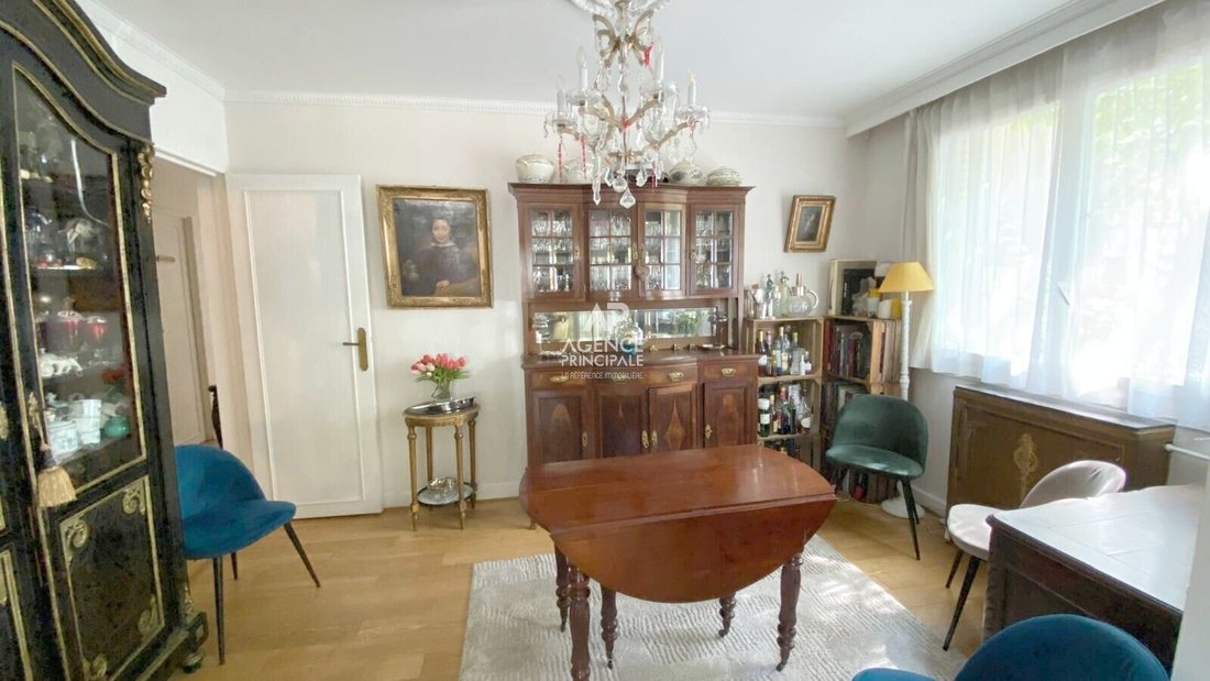 Apartment in Les Arcades, Viroflay, France 3 - 18542555