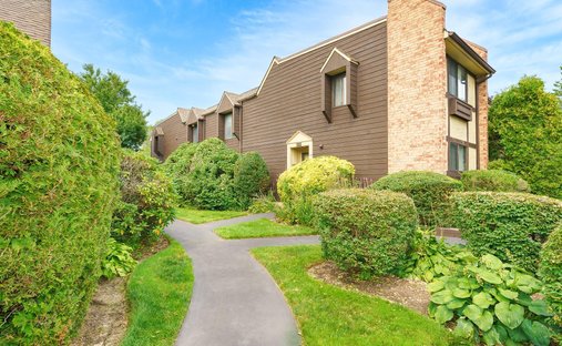 Condo in Massapequa Park, New York, United States 1