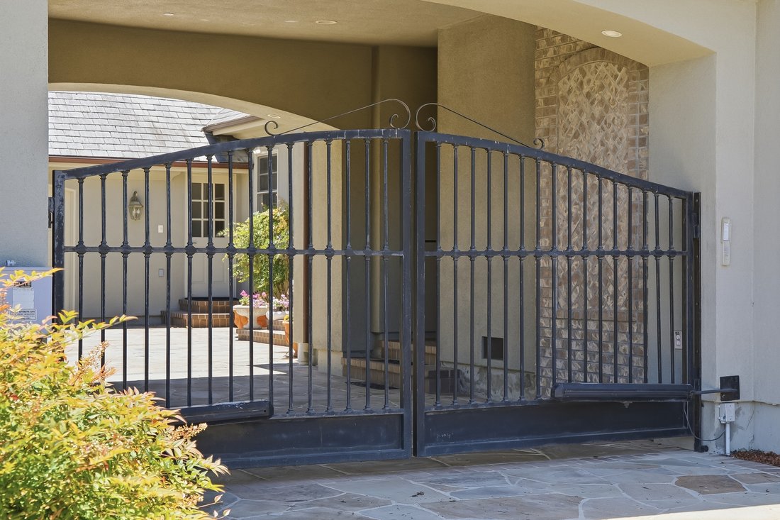 House in Saratoga, California, United States 5 - 18214822