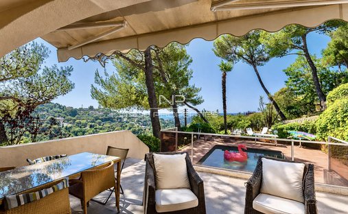 Villa in Nice, Provence-Alpes-Côte d'Azur, France 1