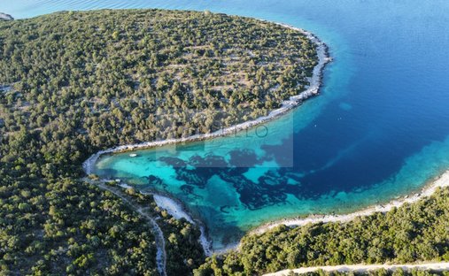 Land in Loviste, Dubrovnik-Neretva County, Croatia 1