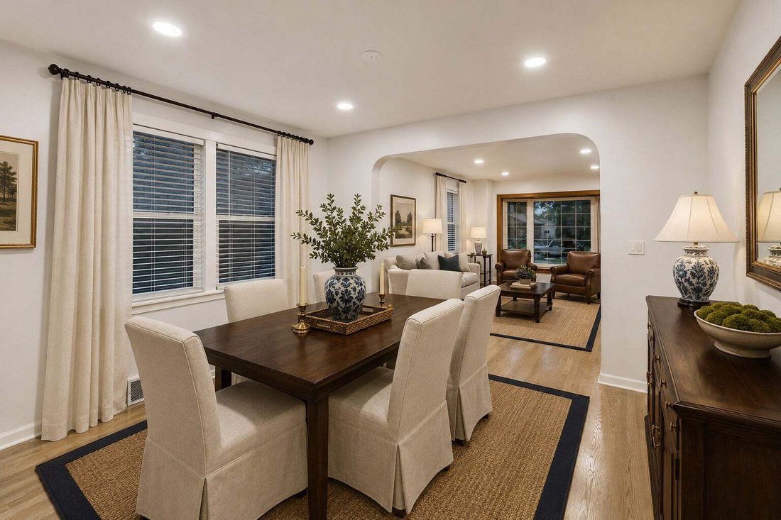 House in Skokie, Illinois, United States 3 - 18543041