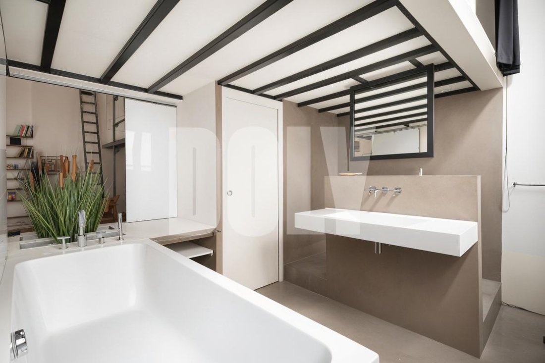 Apartment in Porte Saint Denis-Paradis, Paris 10e Arrondissement, Paris 4 - 18542583