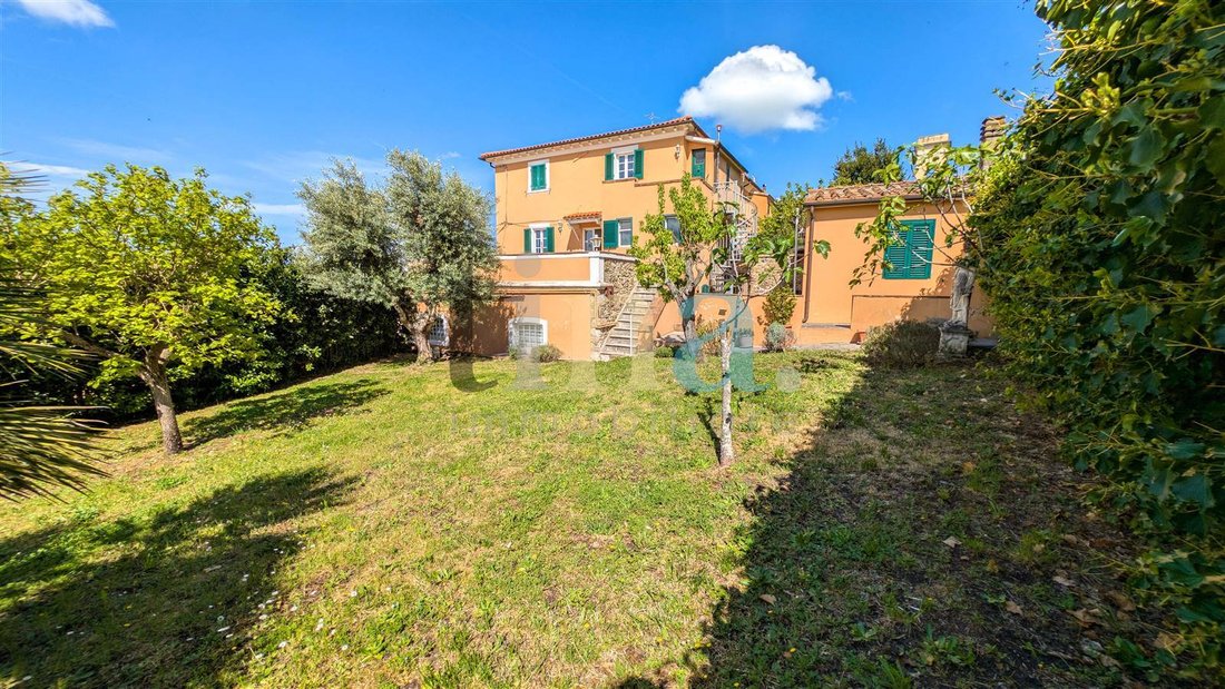 Villa in Castellina Marittima, Tuscany, Italy 1 - 18542166
