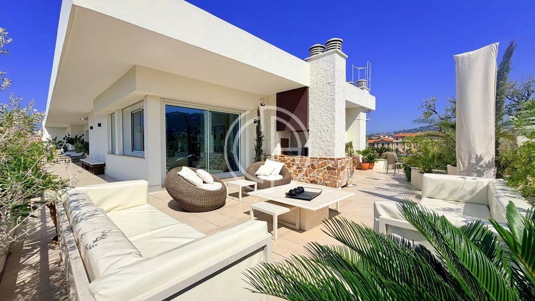 Apartment in Cannes, Provence-Alpes-Côte d'Azur, France 2 - 18541127