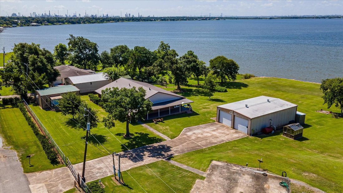 House in Baytown, Texas, United States 1 - 18543455
