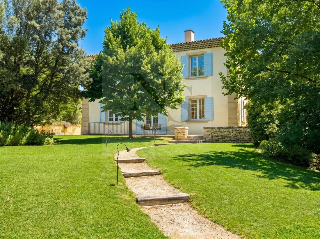 Estate in Saint-Marc-Jaumegarde, Provence-Alpes-Côte d'Azur, France 4 - 18544114