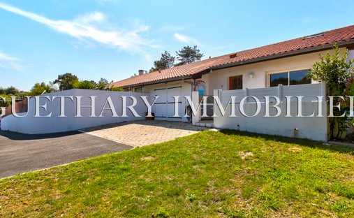 House in Guéthary, Nouvelle-Aquitaine, France 1