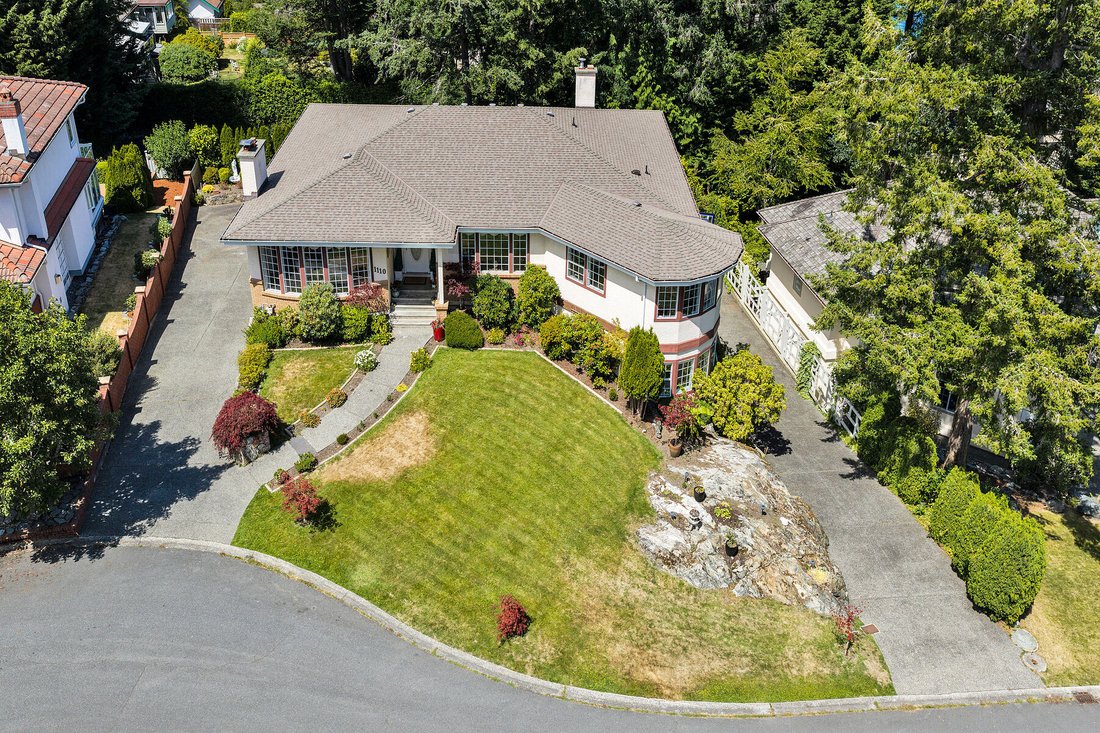 House in Saanich, British Columbia, Canada 3 - 18541843