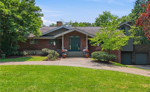 House in Upper Saint Clair, Pennsylvania, United States 1