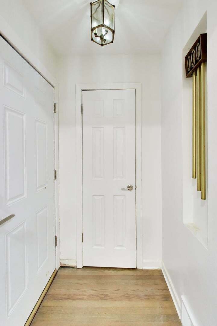 House in Skokie, Illinois, United States 2 - 18543041