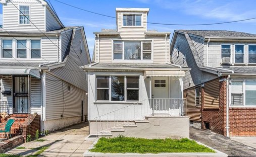 House in New York, New York, United States 1