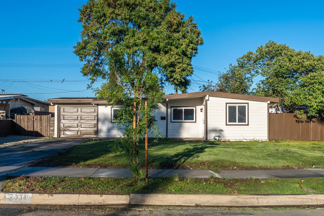 House in Pomona, California, United States 1 - 18541271
