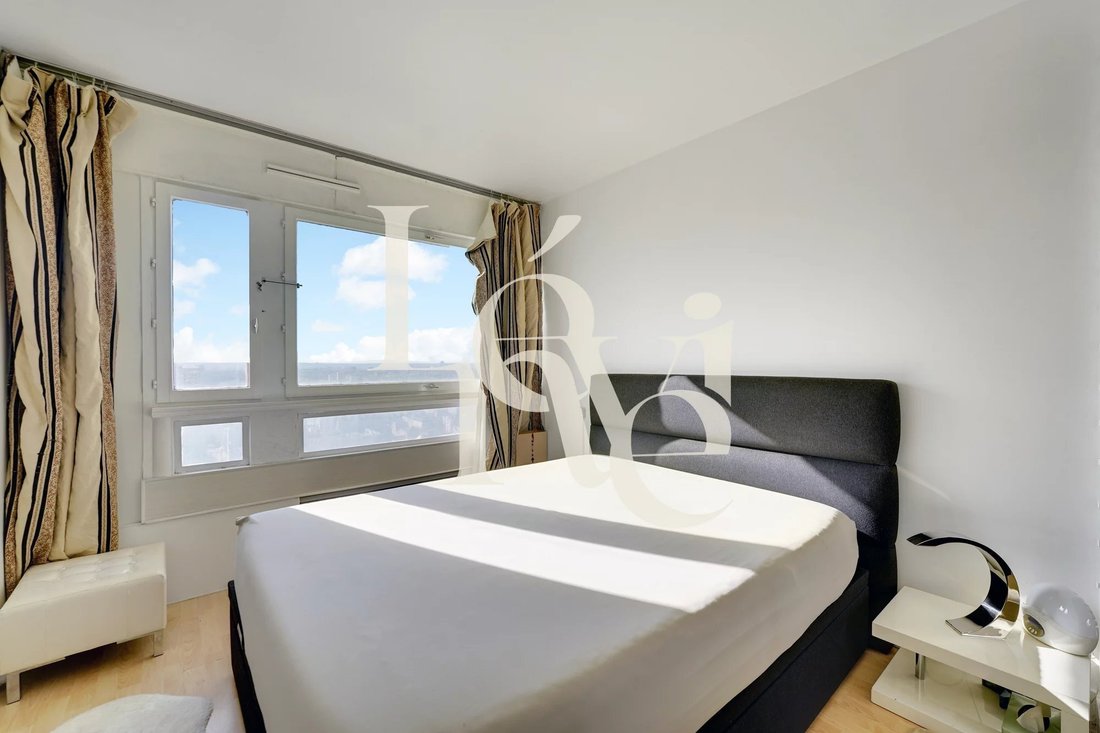 Apartment in Nationale-Deux Moulins, Paris 13e Arrondissement, Paris 5 - 18540107