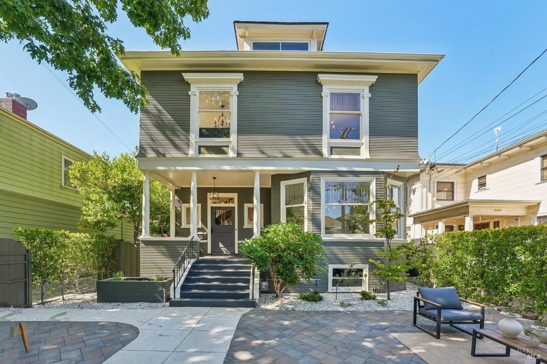 House in Alameda, California, United States 1 - 18540120