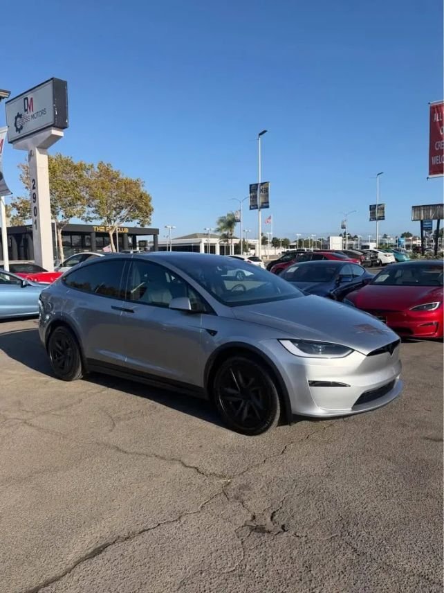 Suv in Costa Mesa, CA, United States 3 - 18544418