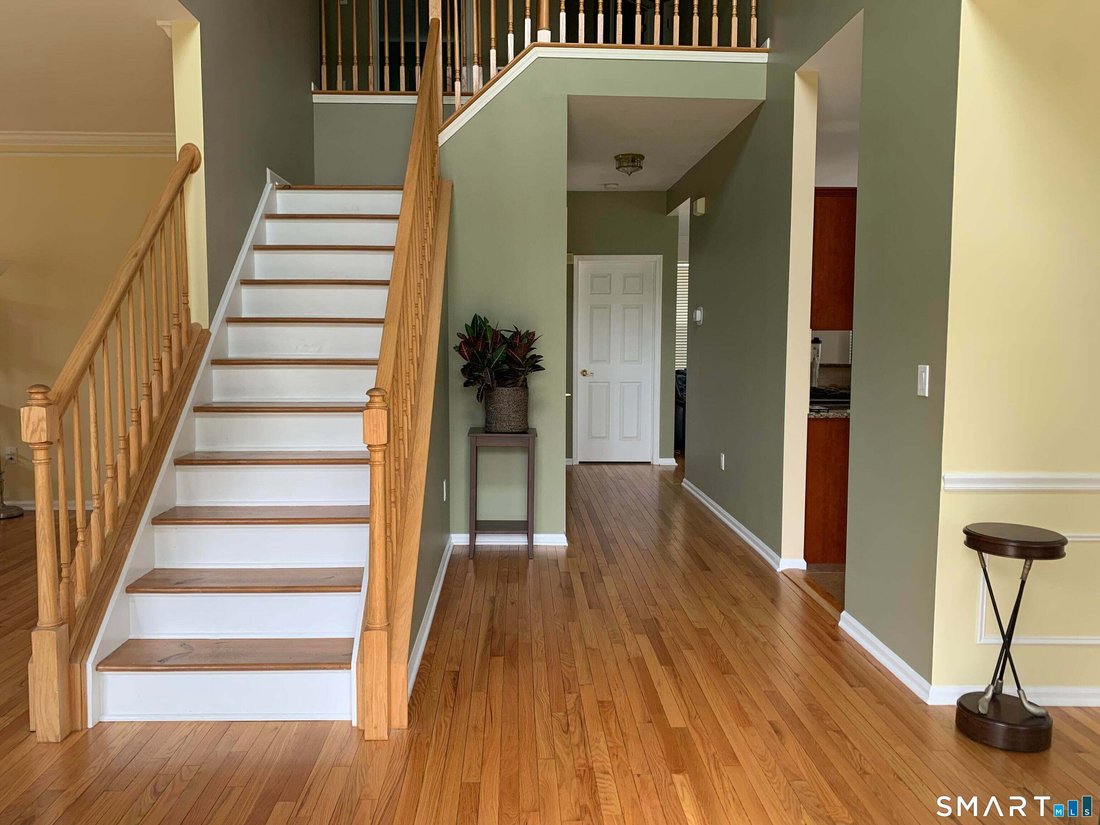 House in Milford, Connecticut, United States 3 - 18539595