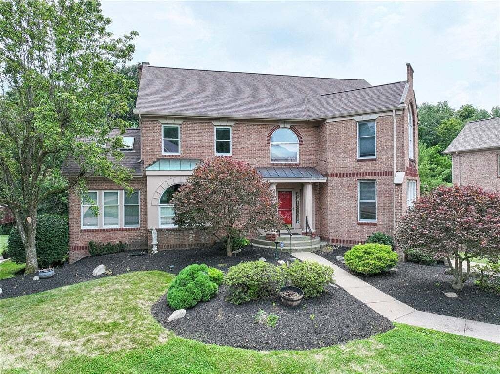 House in Upper Saint Clair, Pennsylvania, United States 2 - 18539485