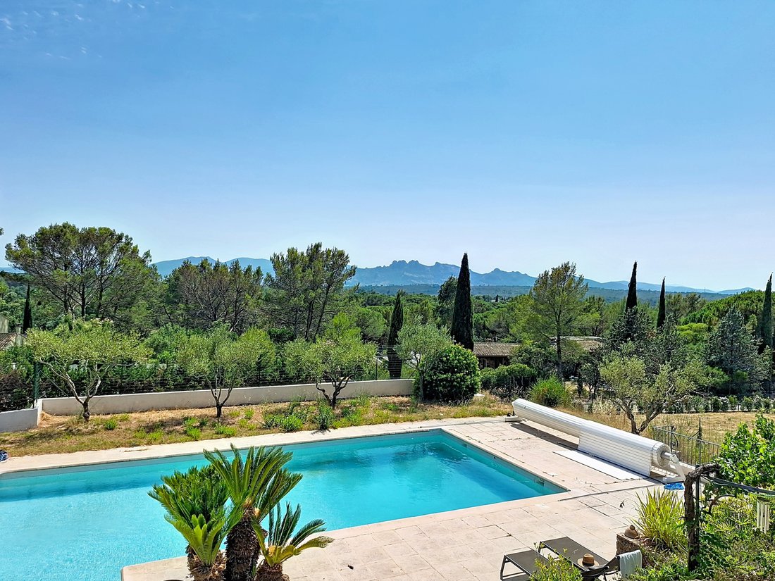 Villa in Ecarts, Roquebrune-sur-Argens, France 1 - 18539968