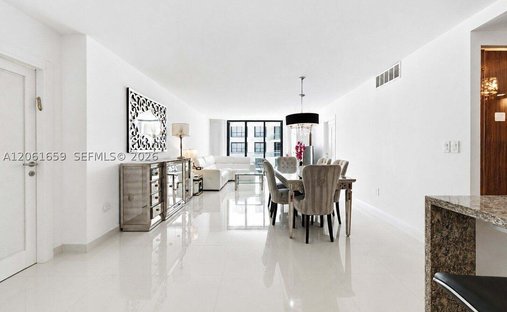 Condominio en Bal Harbour, Florida, Estados Unidos 1