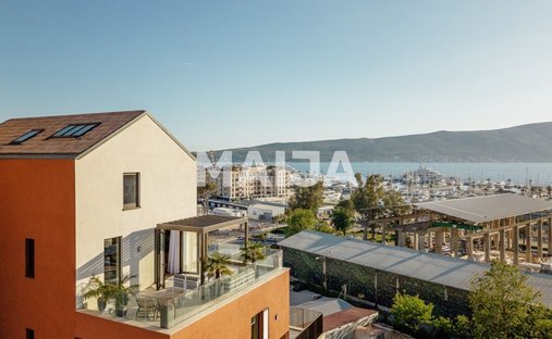 Condo in Tivat, Tivat Municipality, Montenegro 1