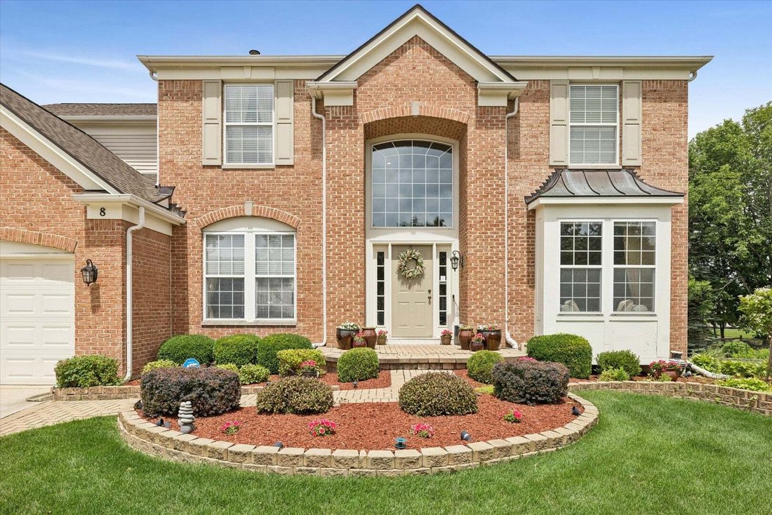 House in Streamwood, Illinois, United States 2 - 18540408