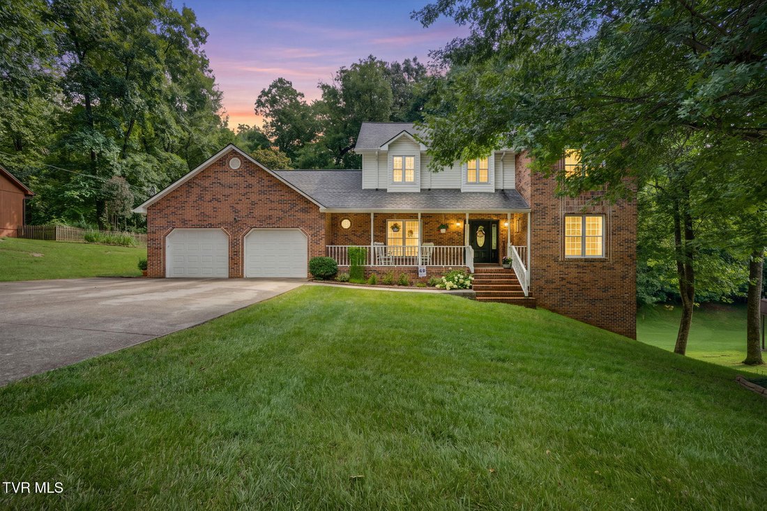 House in Elizabethton, Tennessee, United States 1 - 18542239