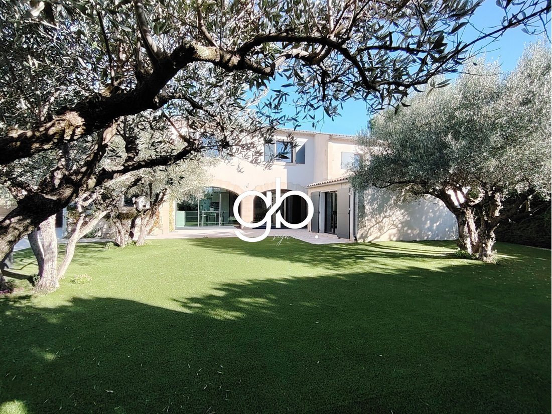 House in Uzès, Occitania, France 1 - 18540135
