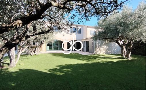 Haus in Uzès, Okzitanien, Frankreich 1