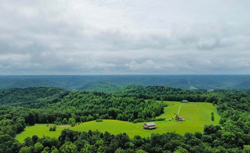 House in Vanceburg, Kentucky, United States 1