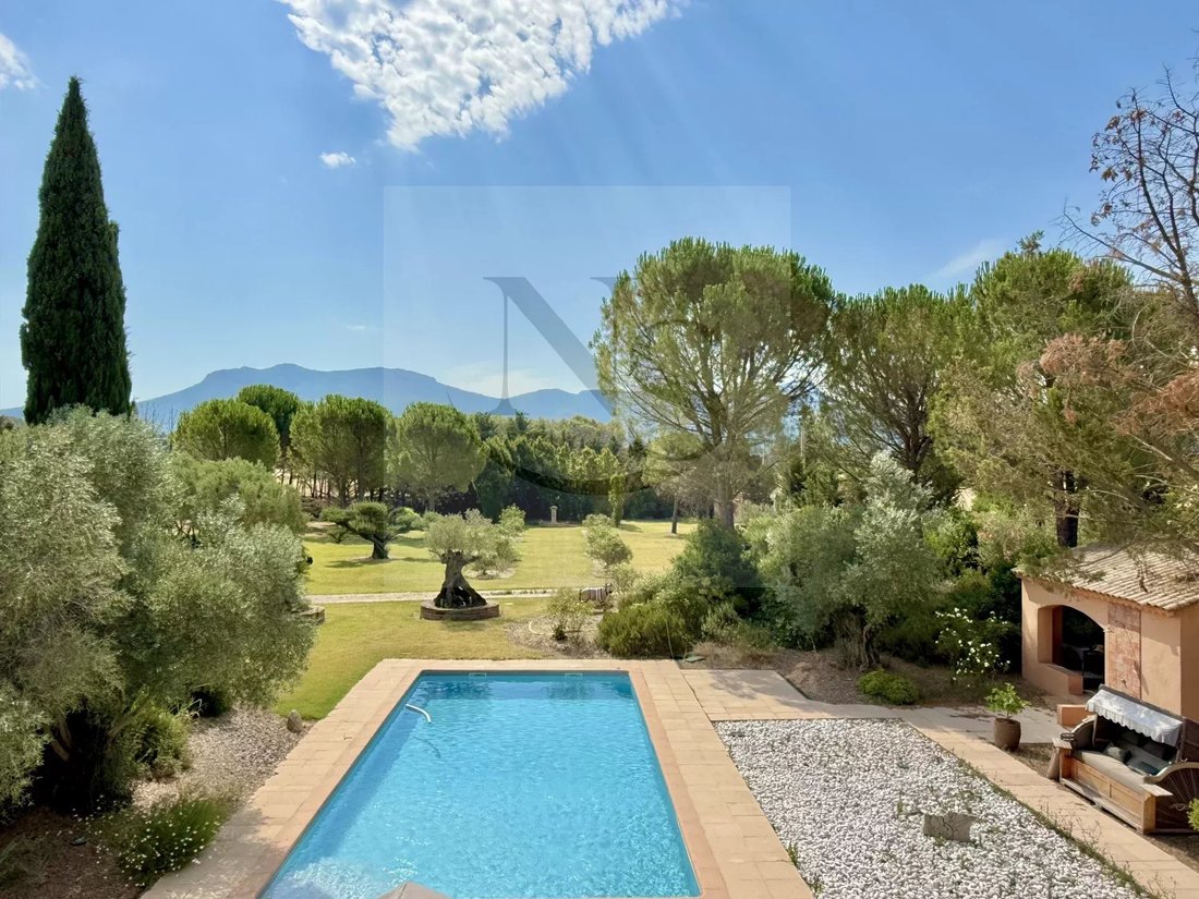 Villa in Trets, Provence-Alpes-Côte d'Azur, France 3 - 18544119