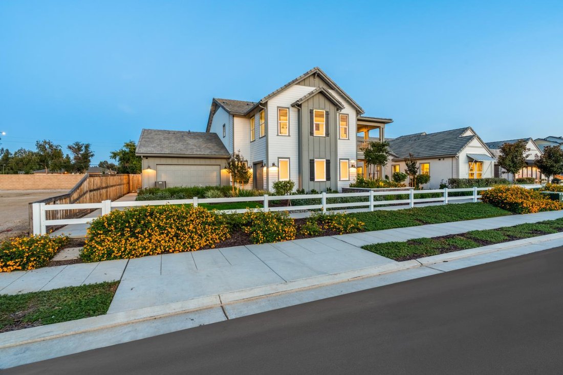 House in Clovis, California, United States 3 - 18542879