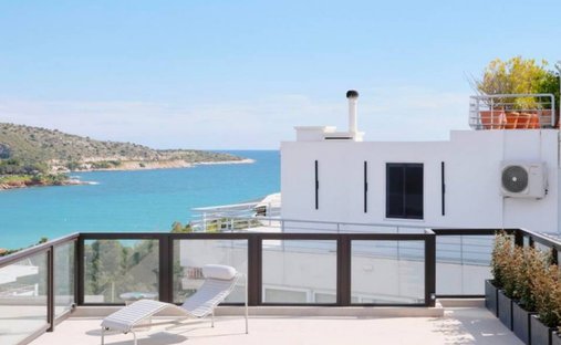 House in Vouliagmeni, Attica, Greece 1