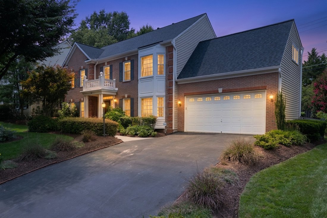 House in Herndon, Virginia, United States 1 - 18417694