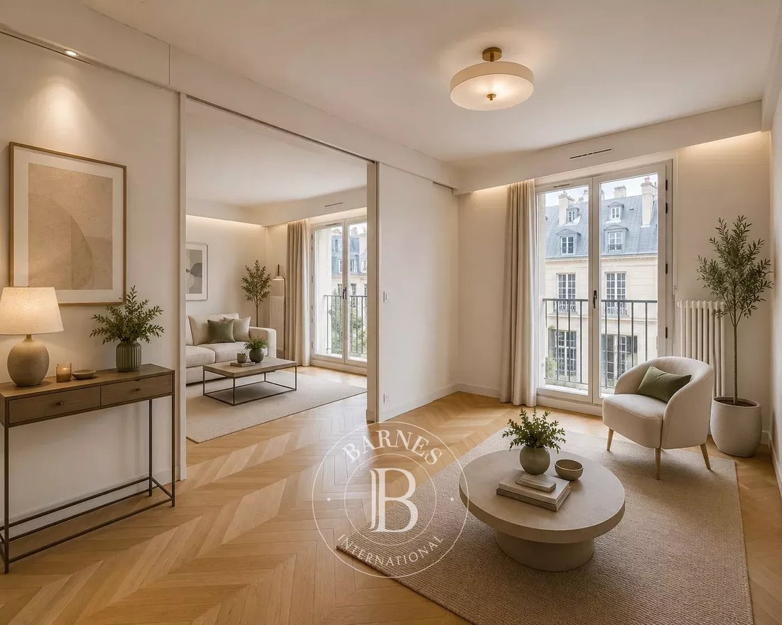Apartment in Sainte Avoie, Paris 3e Arrondissement, Paris 3 - 18319797