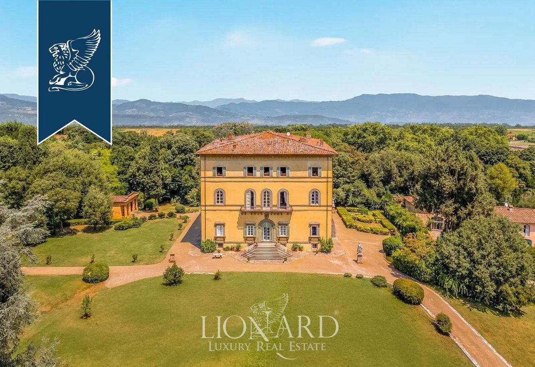 Villa in Montuolo - Fagnano, Lucca, Italy 1 - 18504090