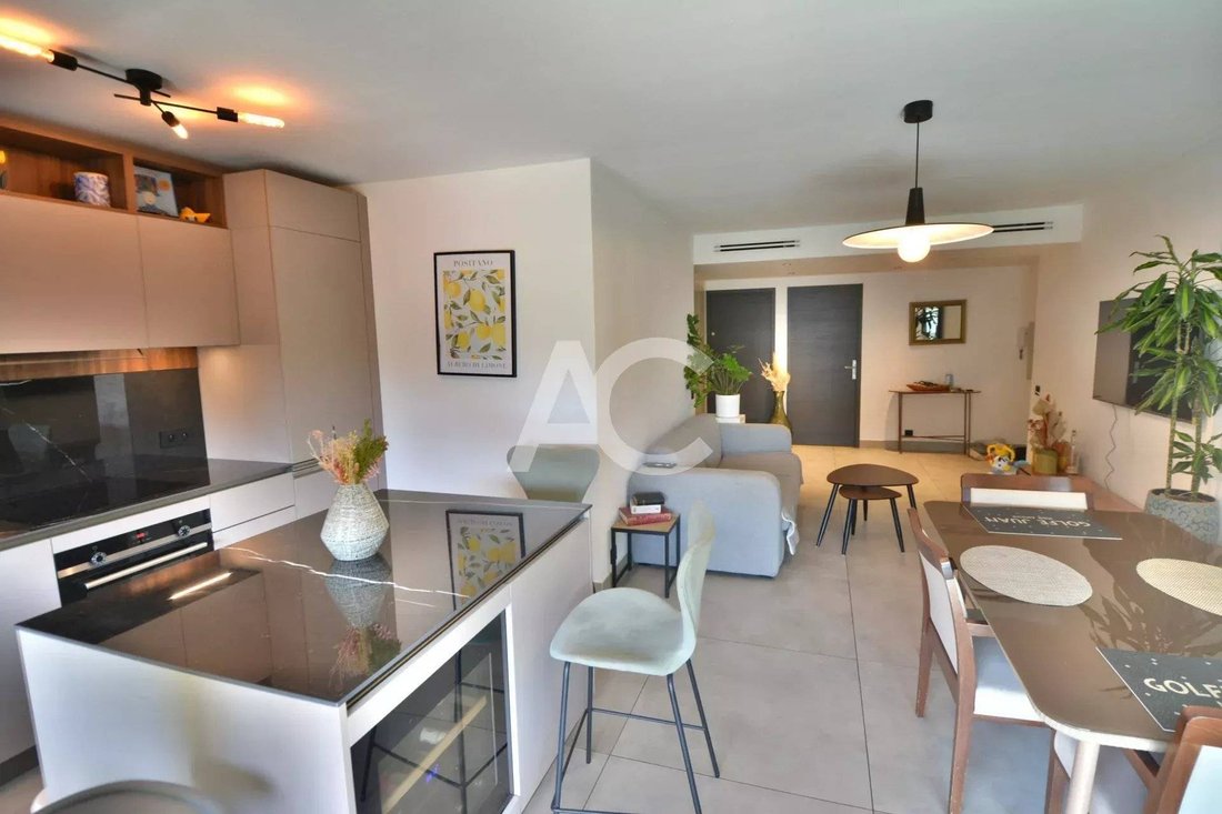 Apartamento en Brusquet-Retenaou-Devens, Vallauris, Francia 2 - 16358778