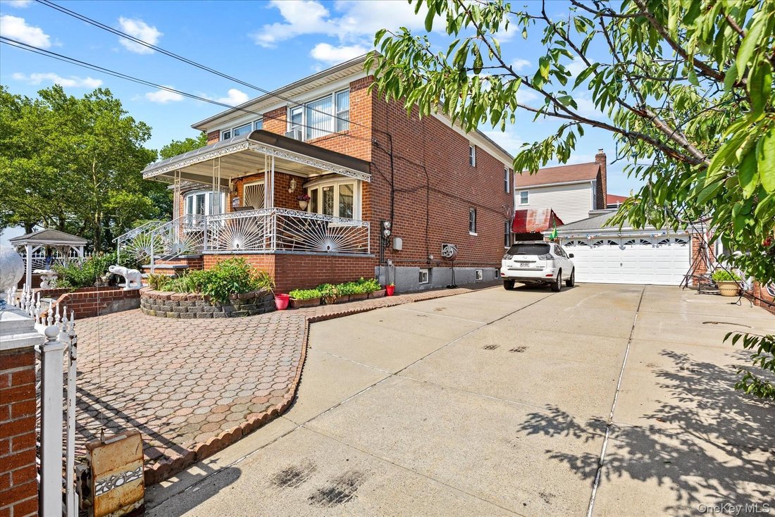House in New York, New York, United States 4 - 18542290