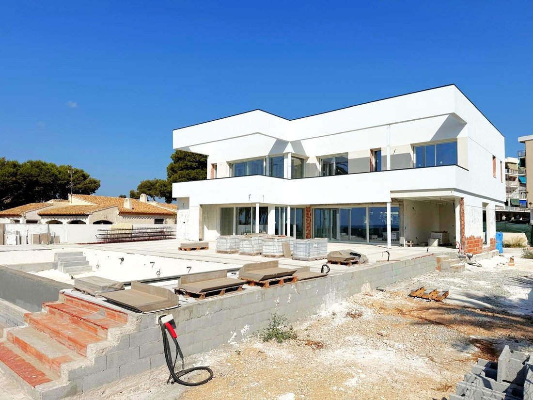 Villa in Orihuela, Valencian Community, Spain 1 - 16183652
