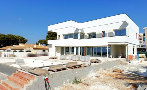 Villa in Orihuela, Valencian Community, Spain 1