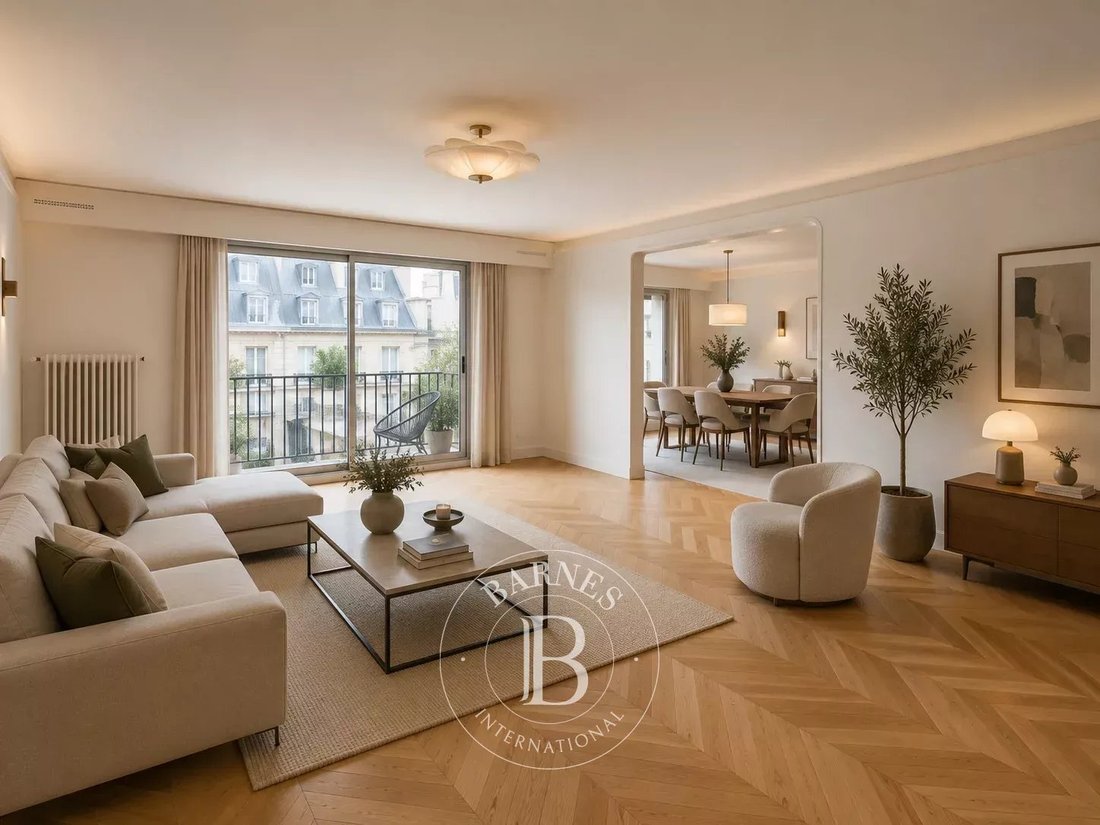 Apartment in Sainte Avoie, Paris 3e Arrondissement, Paris 2 - 18319797