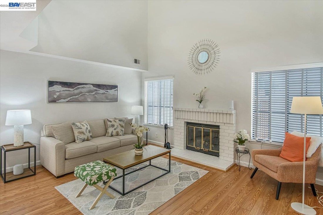 House in Alameda, California, United States 4 - 18542782