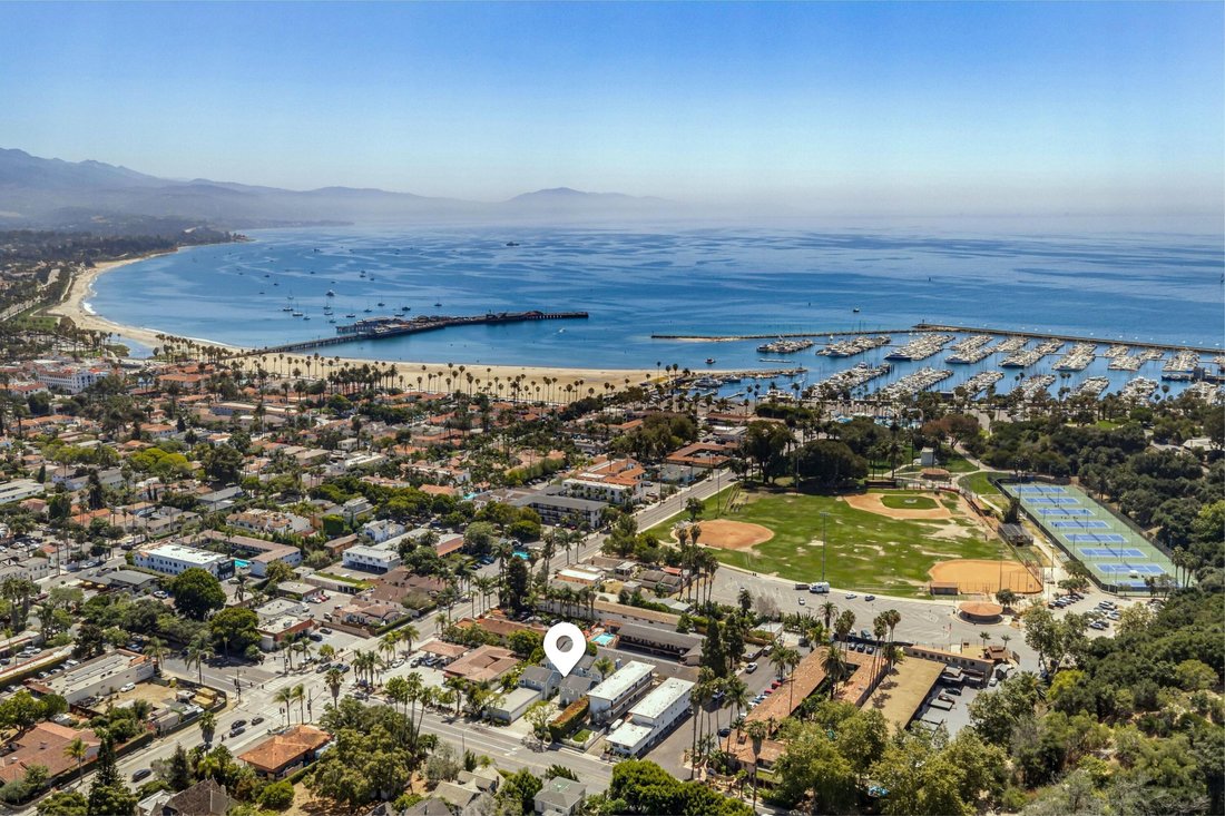 Condo in Santa Barbara, California, United States 2 - 18541948