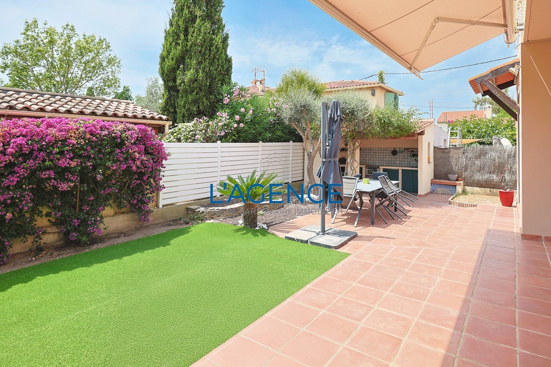 Wohnung in Hyères, Provence-Alpes-Côte d'Azur, Frankreich 3 - 18542516