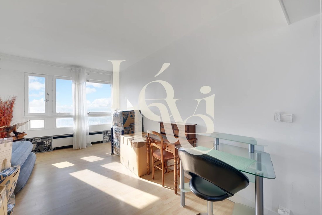 Apartment in Nationale-Deux Moulins, Paris 13e Arrondissement, Paris 4 - 18540107