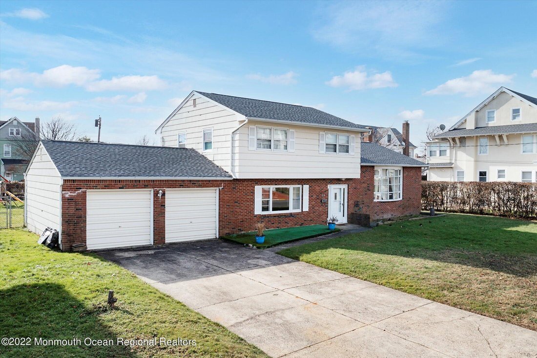 House in Ocean Township, New Jersey, United States 2 - 18539677