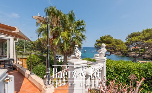 Villa in Les Issambres, Roquebrune-sur-Argens, France 1